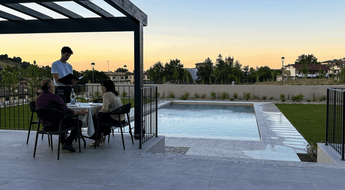 Ristorante Rosso Come Piscina
